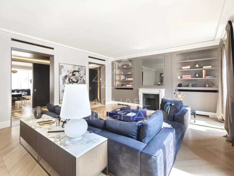 Apartment Paris 8e - 3 bedrooms - 232m²