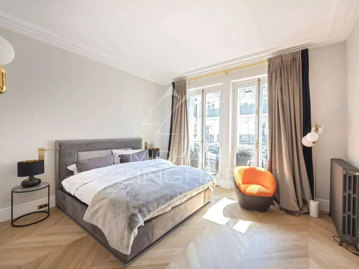 Apartment Paris 8e