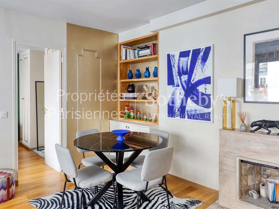 Apartment Paris 8e
