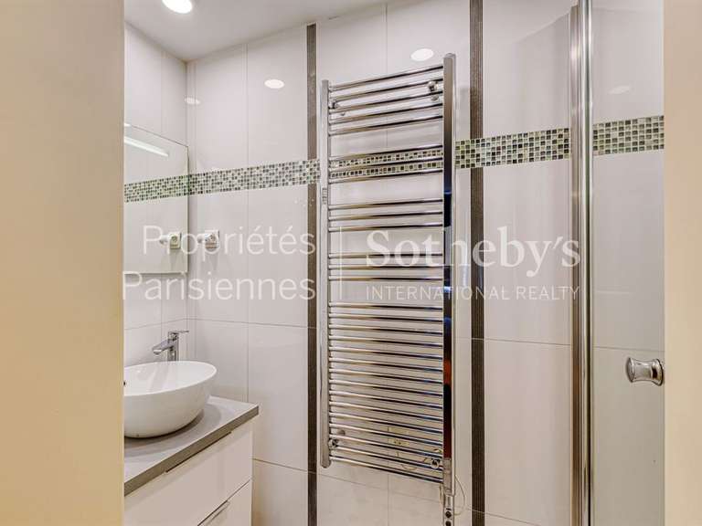 Apartment Paris 8e - 1 bedroom - 44m²