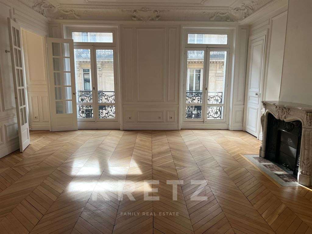 Apartment Paris 8e
