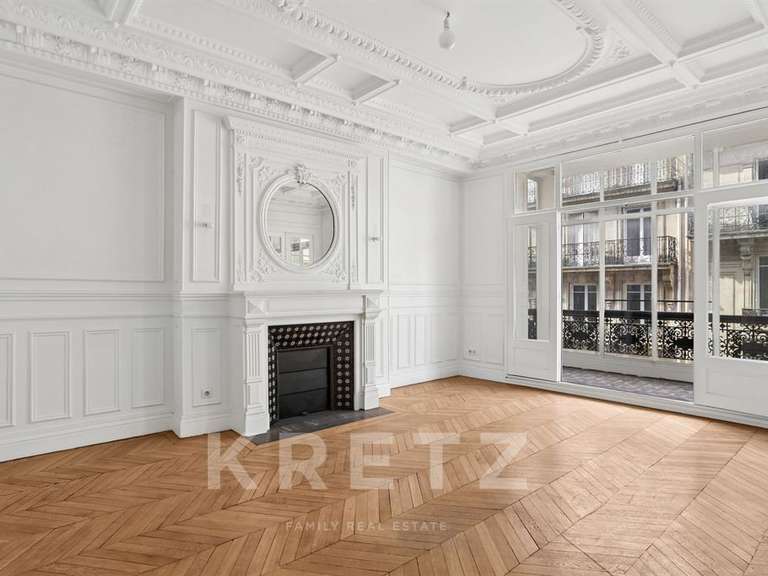 Appartement Paris 8e - 3 chambres - 167m²