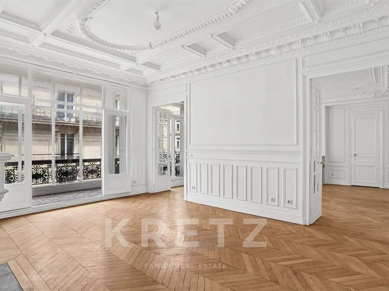Appartement Paris 8e - 3 chambres - 167m²
