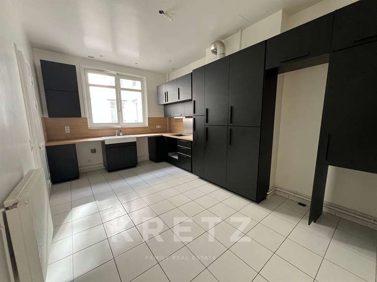 Apartment Paris 8e - 3 bedrooms - 167m²
