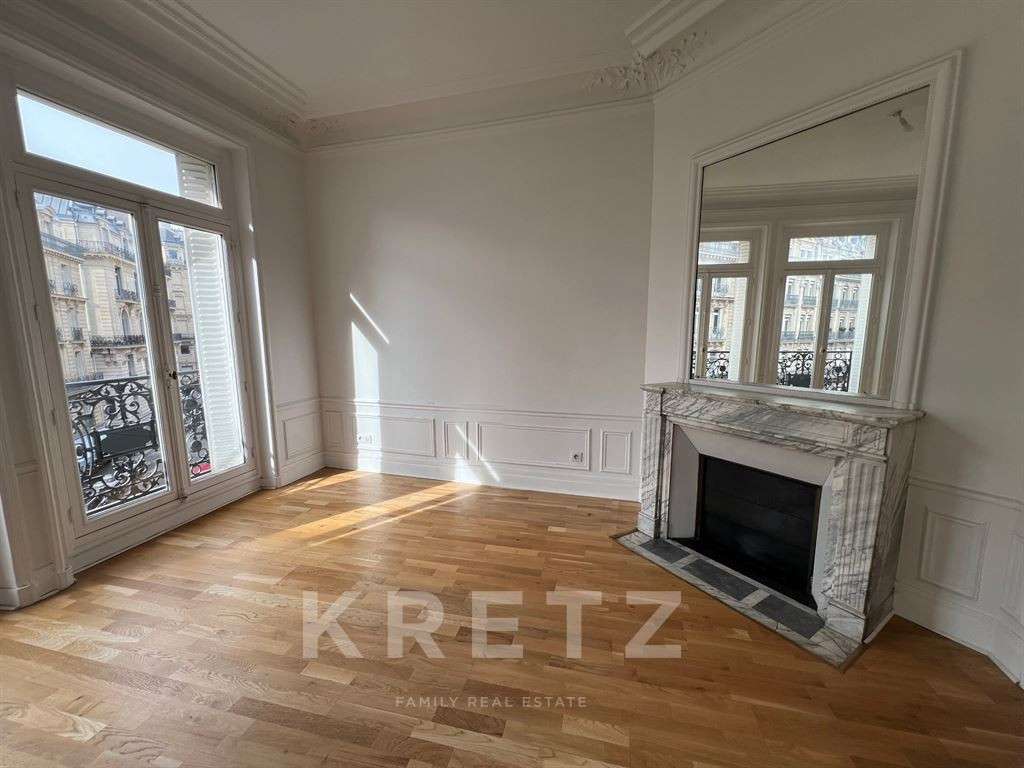 Apartment Paris 8e