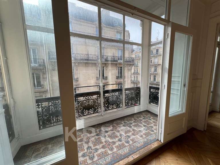 Apartment Paris 8e - 3 bedrooms - 167m²