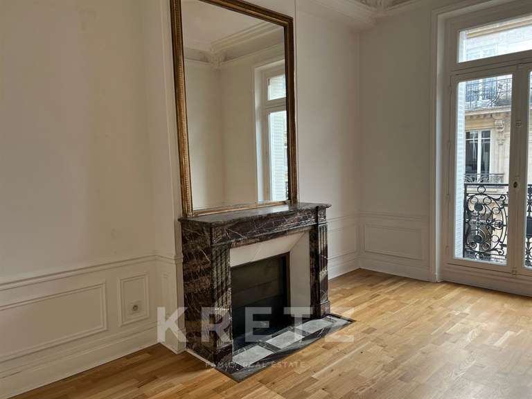 Apartment Paris 8e - 3 bedrooms - 167m²