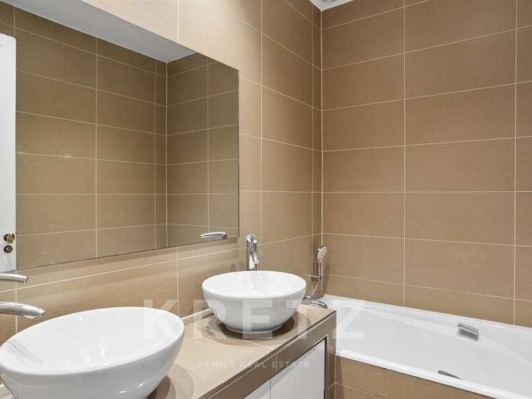 Appartement Paris 8e - 3 chambres - 167m²