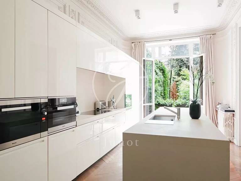 Apartment Paris 8e - 4 bedrooms - 315m²