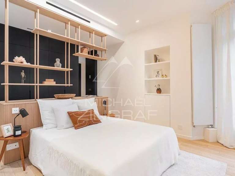 Appartement Paris 8e - 3 chambres - 142m²