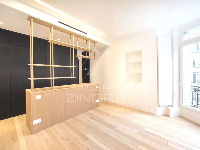 Appartement Paris 8e - 3 chambres - 142m²