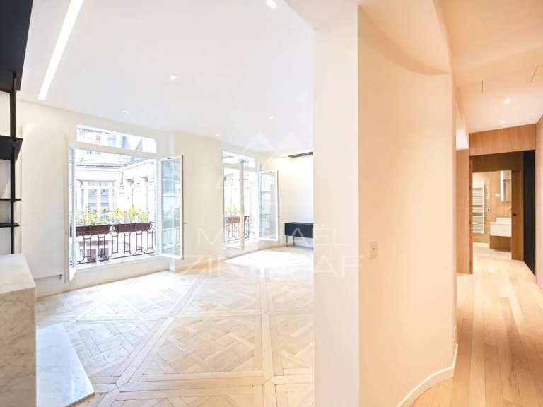Appartement Paris 8e - 3 chambres - 142m²
