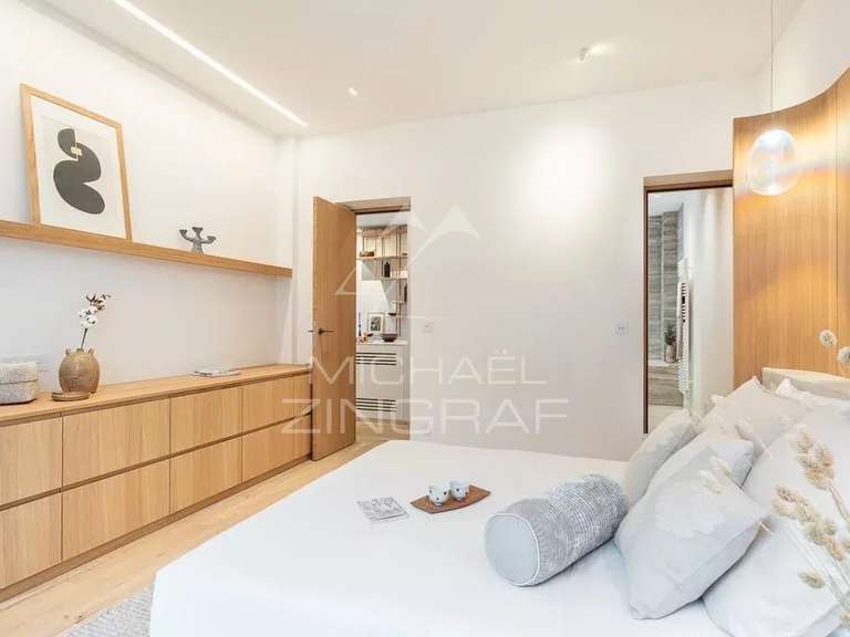 Appartement Paris 8e - 3 chambres - 142m²