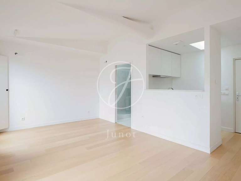 Appartement Paris 8e - 29m²