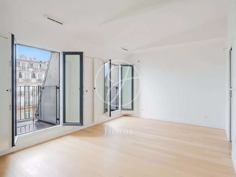 Appartement Paris 8e - 29m²