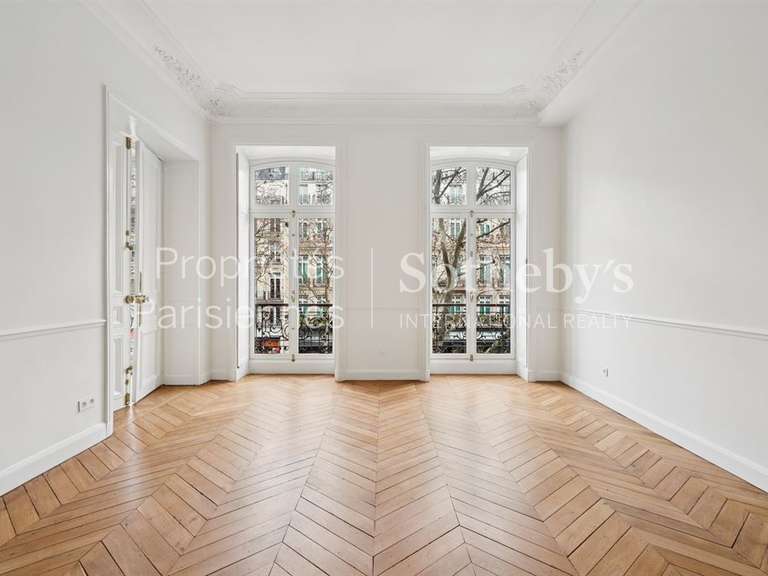 Appartement Paris 8e - 4 chambres - 254m²