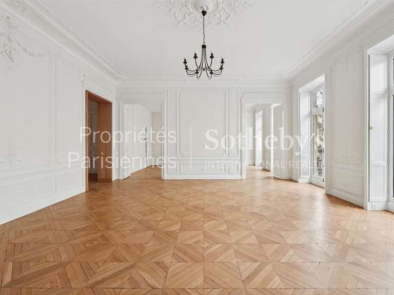 Appartement Paris 8e - 4 chambres - 254m²