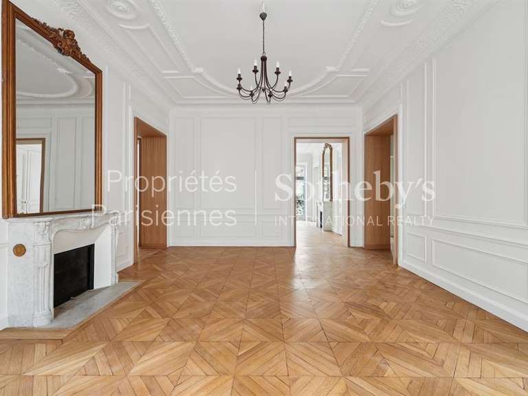 Appartement Paris 8e - 4 chambres - 254m²