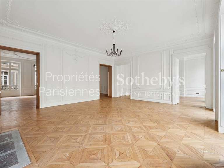 Appartement Paris 8e - 4 chambres - 247m²