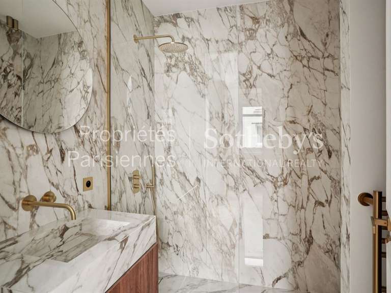 Appartement Paris 8e - 3 chambres - 166m²