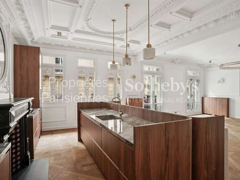 Appartement Paris 8e - 3 chambres - 166m²