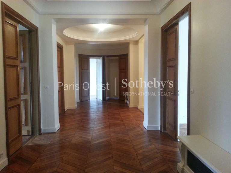 Appartement Paris 8e - 4 chambres - 250m²