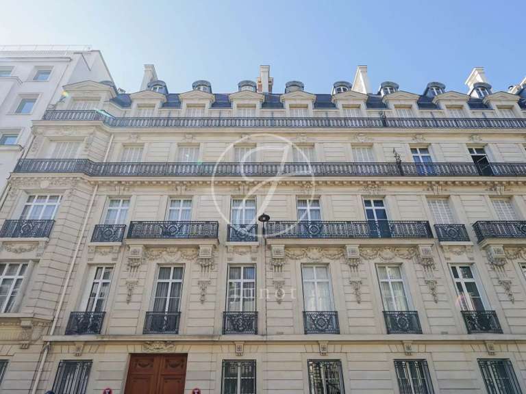 Appartement Paris 8e - 3 chambres - 155m²