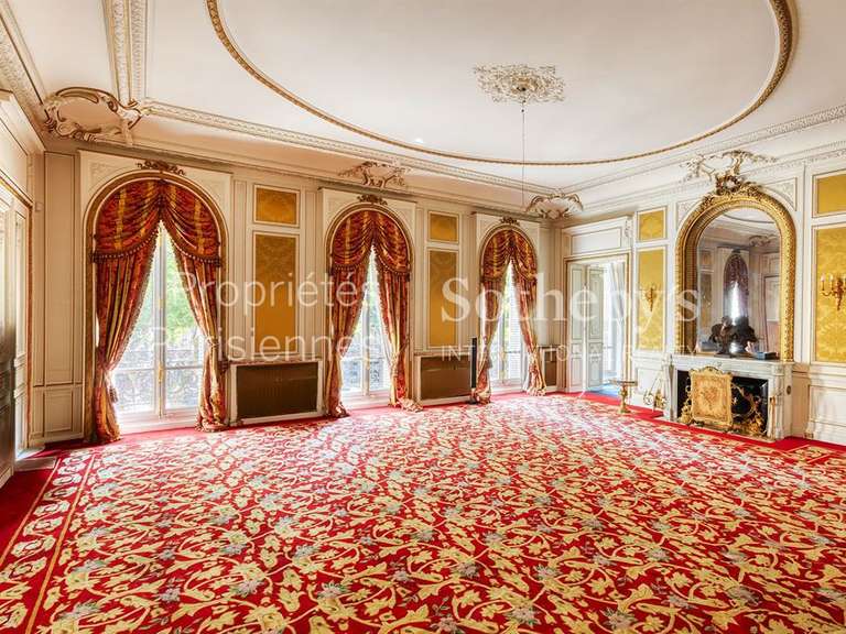 Appartement Paris 8e - 3 chambres - 323m²