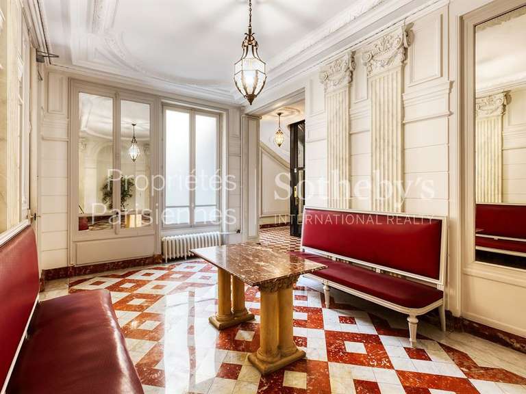 Appartement Paris 8e - 3 chambres - 323m²