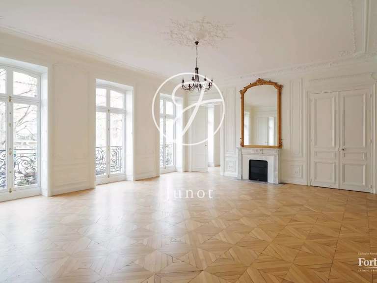 Appartement Paris 8e - 4 chambres - 254m²