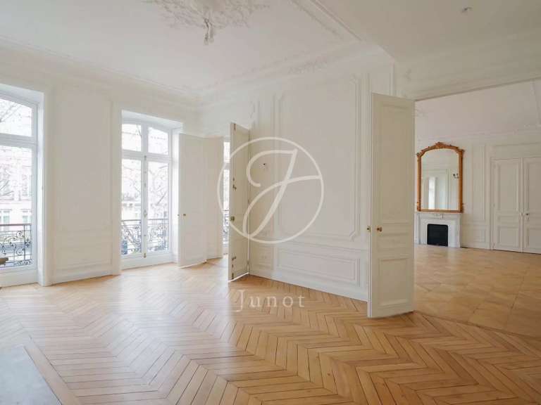Appartement Paris 8e - 4 chambres - 247m²