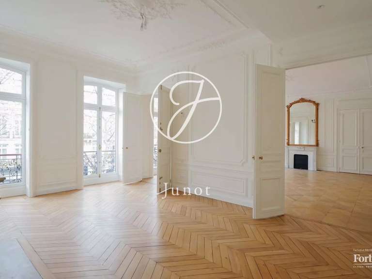 Appartement Paris 8e - 4 chambres - 254m²
