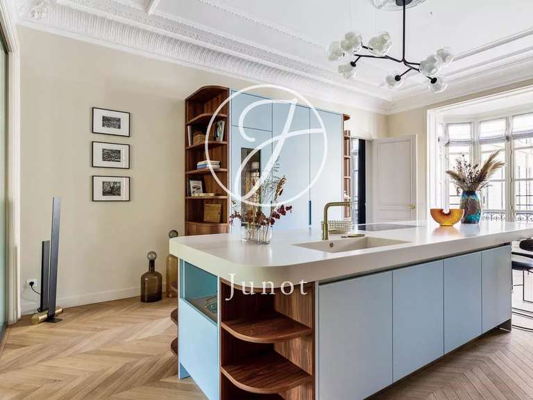 Apartment Paris 8e - 4 bedrooms - 266m²
