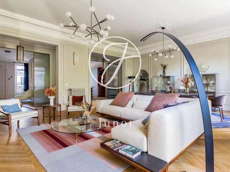 Apartment Paris 8e - 4 bedrooms - 266m²