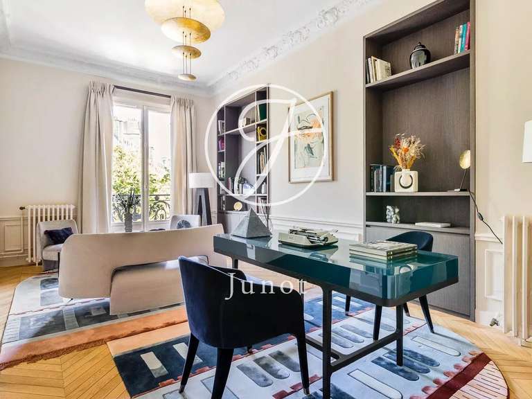 Apartment Paris 8e - 4 bedrooms - 266m²
