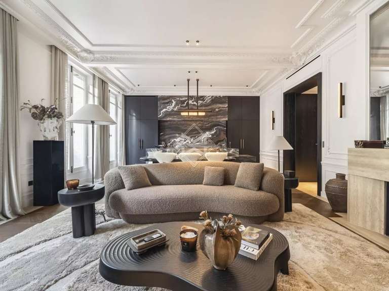 Appartement Paris 8e - 3 chambres - 130m²