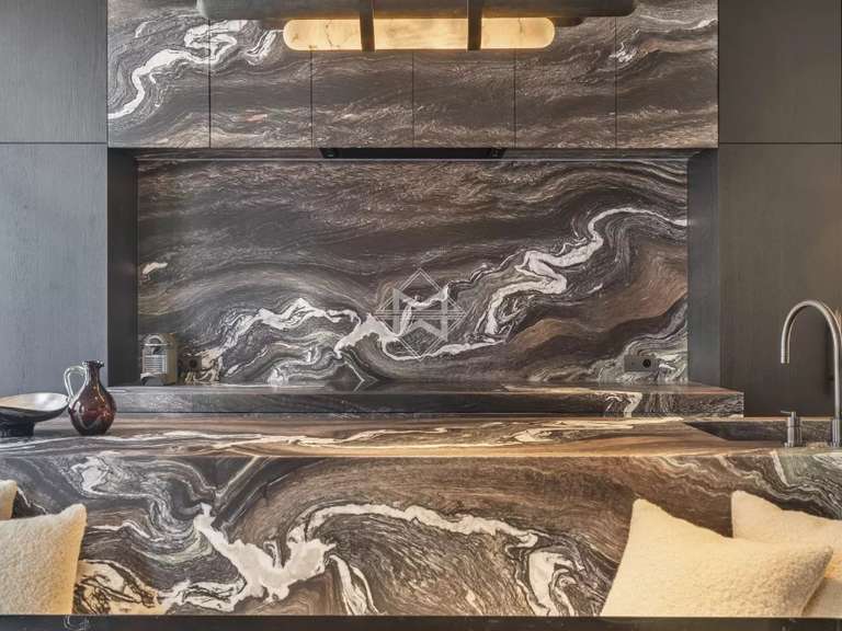 Appartement Paris 8e - 3 chambres - 130m²