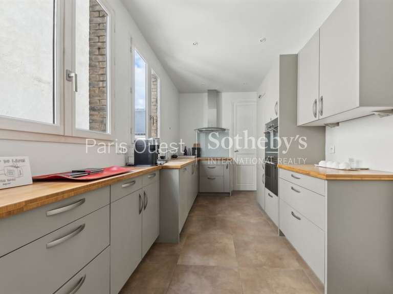Appartement Paris 8e - 3 chambres - 156m²