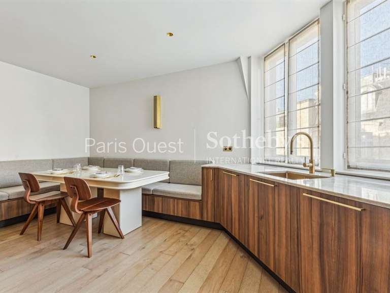 Appartement Paris 8e - 5 chambres - 247m²
