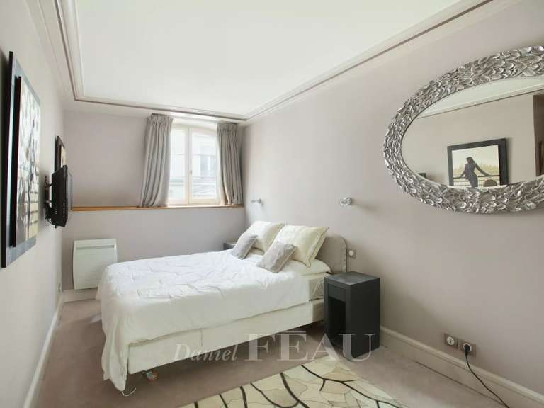 Appartement Paris 8e - 1 chambre - 63m²