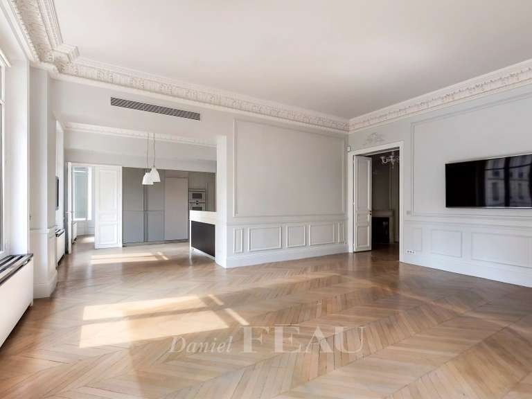Appartement Paris 8e - 3 chambres - 189m²