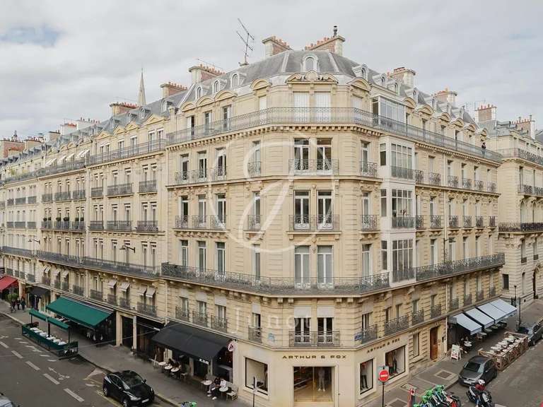 Appartement Paris 8e - 3 chambres - 166m²