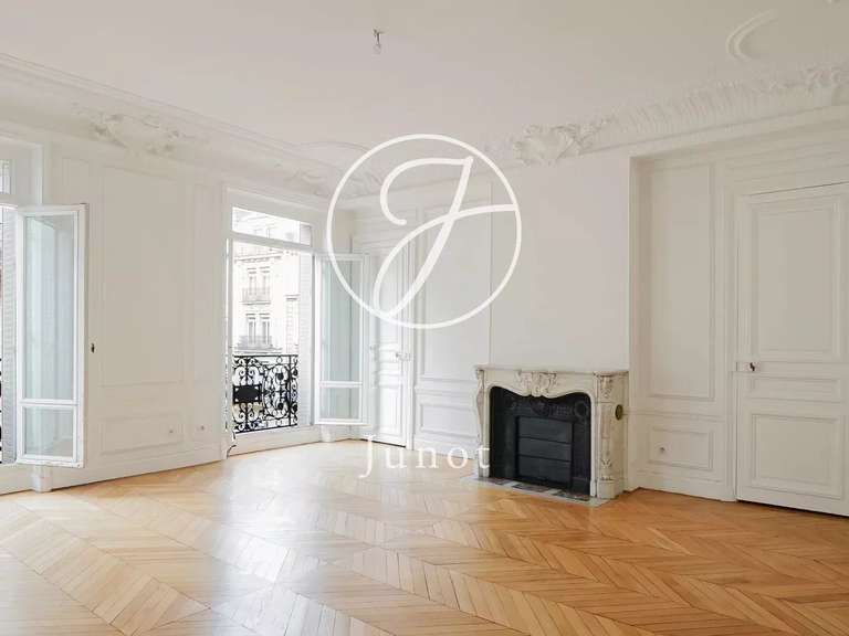 Appartement Paris 8e - 3 chambres - 166m²