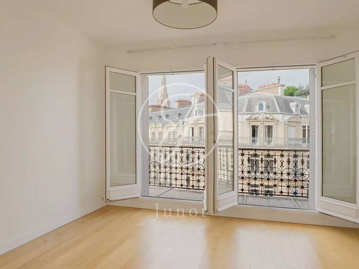 Appartement Paris 8e