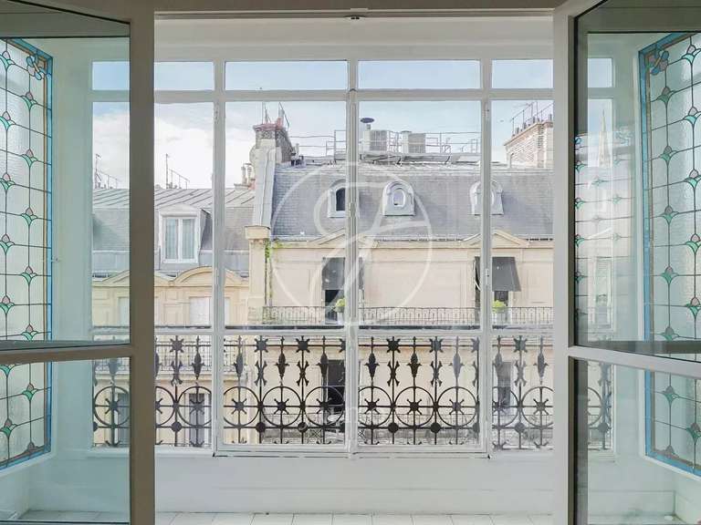 Appartement Paris 8e - 3 chambres - 150m²