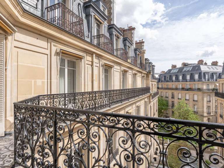 Appartement Paris 8e - 4 chambres - 368m²