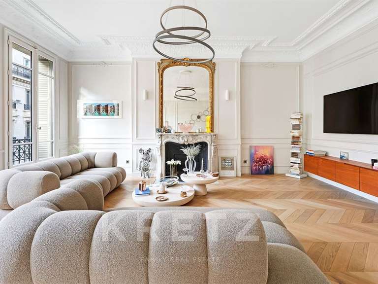 Appartement Paris 8e - 3 chambres - 160m²