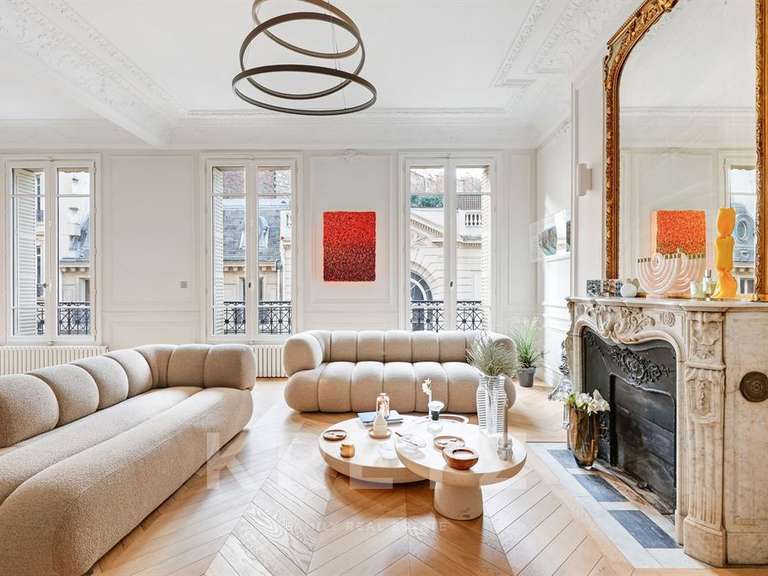 Appartement Paris 8e - 3 chambres - 160m²