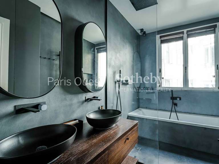 Appartement Paris 8e - 3 chambres - 95m²