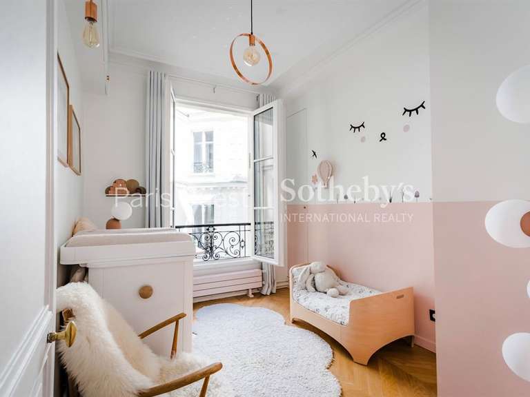 Appartement Paris 8e - 3 chambres - 95m²